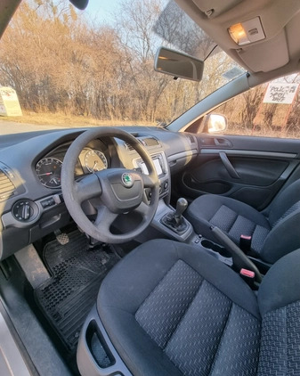Skoda Octavia cena 22000 przebieg: 249109, rok produkcji 2012 z Gdynia małe 121